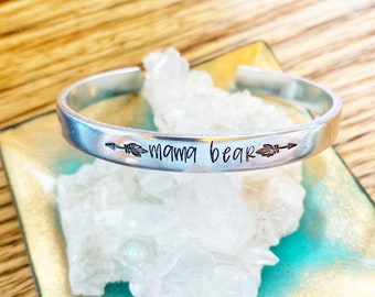 Handgestempeltes Mama Bär Armband, Danke Geschenk für Mama, Muttertag, Personalisiert für Mama, Stiefmütterchen, Mama Lama