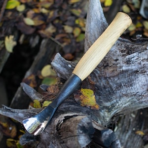 Sgorbia a scodella grande, forgiata a mano.