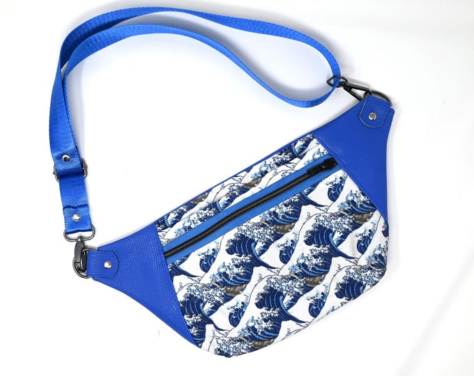 Sling Bag / Fanny Pack - The Big Wave