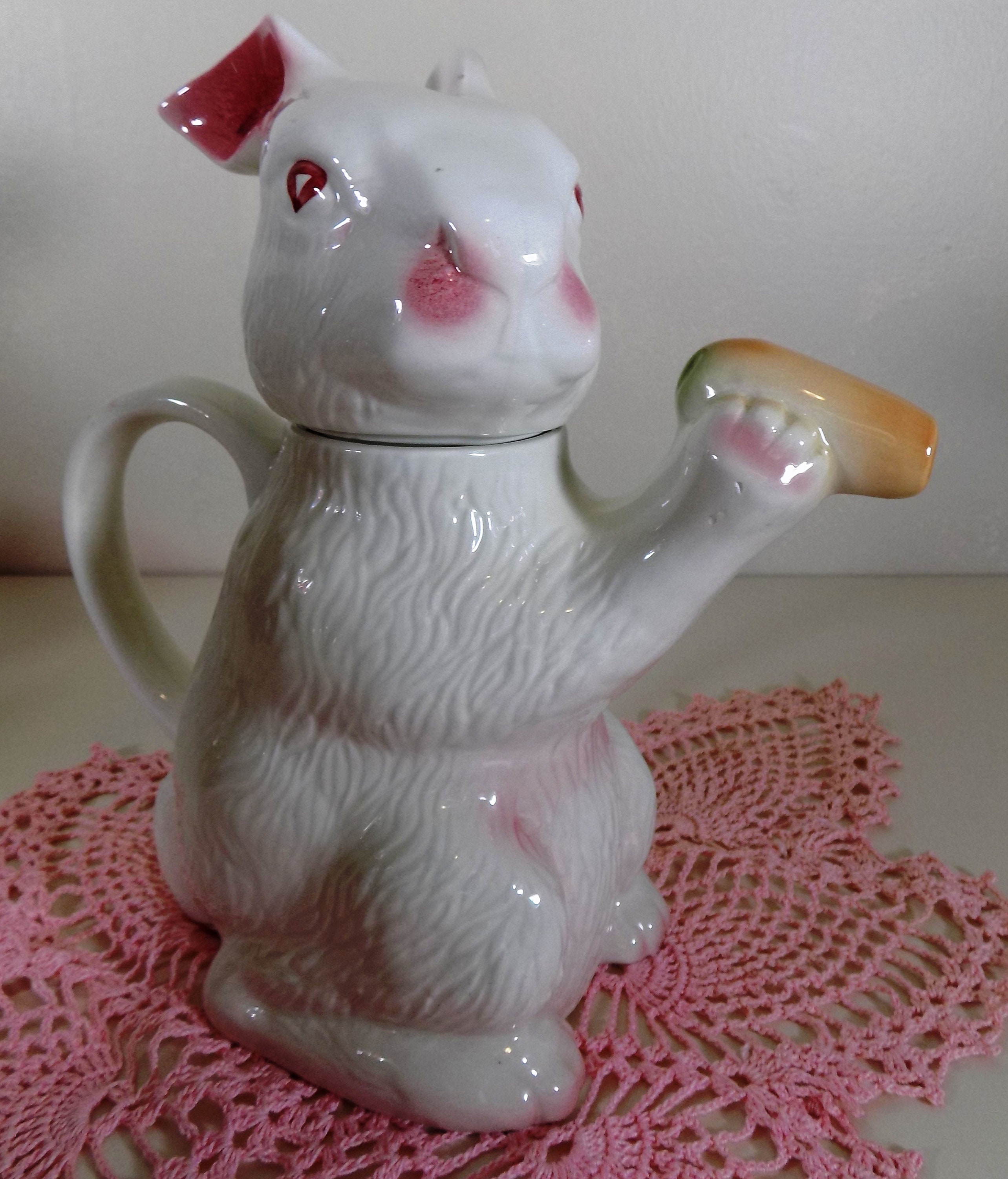 Vintage Bunny Teapot/h.j. Wood Bobtail Rabbit Teapot/ Tony Wood Studios