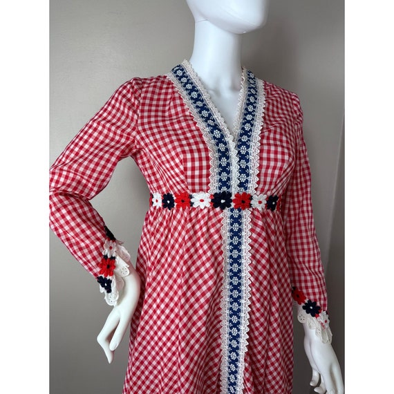 Vintage 1970s Red Gingham Handkerchief Hem Dress,… - image 5