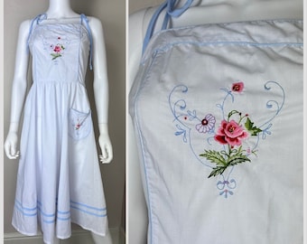 Vintage 1970s White Sundress with Floral Embroidery, Altogether Fashions Size S/M, Sleeveless Dress