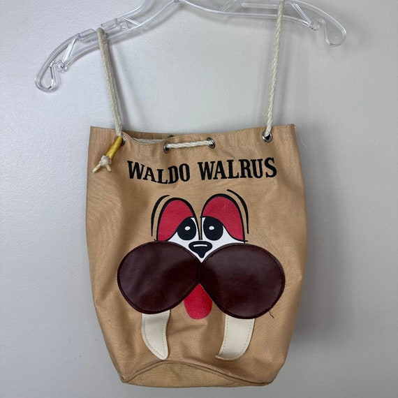 Vintage 1970s/80s Waldo Walrus Novelty Bag, Al-La… - image 2