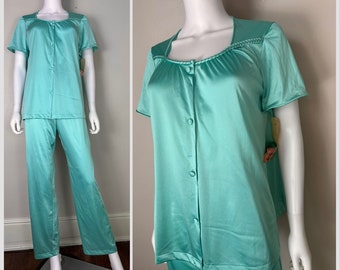 Vintage 1970s Sea Green Nylon Pajama Set, Glisanda by Vanity Fair Size Small, Deadstock with Tags