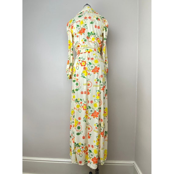 Vintage 1970s Novelty Print Halter Dress and Crop… - image 8