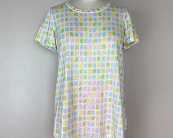 Vintage 1970s Maternity T-Shirt, Size Small, Pastel Scribbles