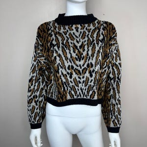 Vintage 1980s Leopard Print Sweater, Prezzia Size Medium, Boxy, Cropped