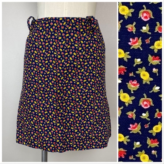 Vintage 1960s Navy Blue Floral Mini Skirt, Handma… - image 1