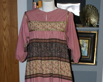 Vintage Krist Gudnason House Dress Lounger Elephant Loungewear