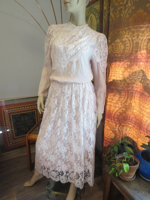 Liberty and Lucrezia Pale Pink Linen and Lace Skir