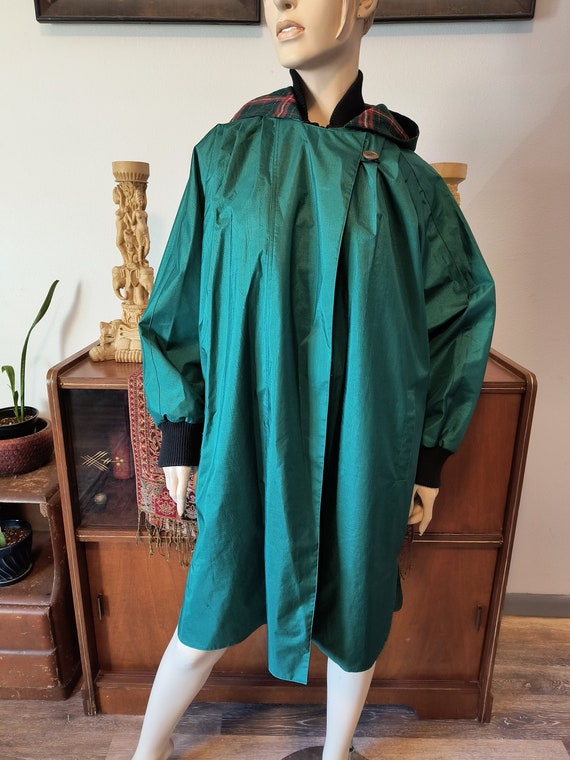 Vintage British Mist Emerald Green Hooded Raincoat