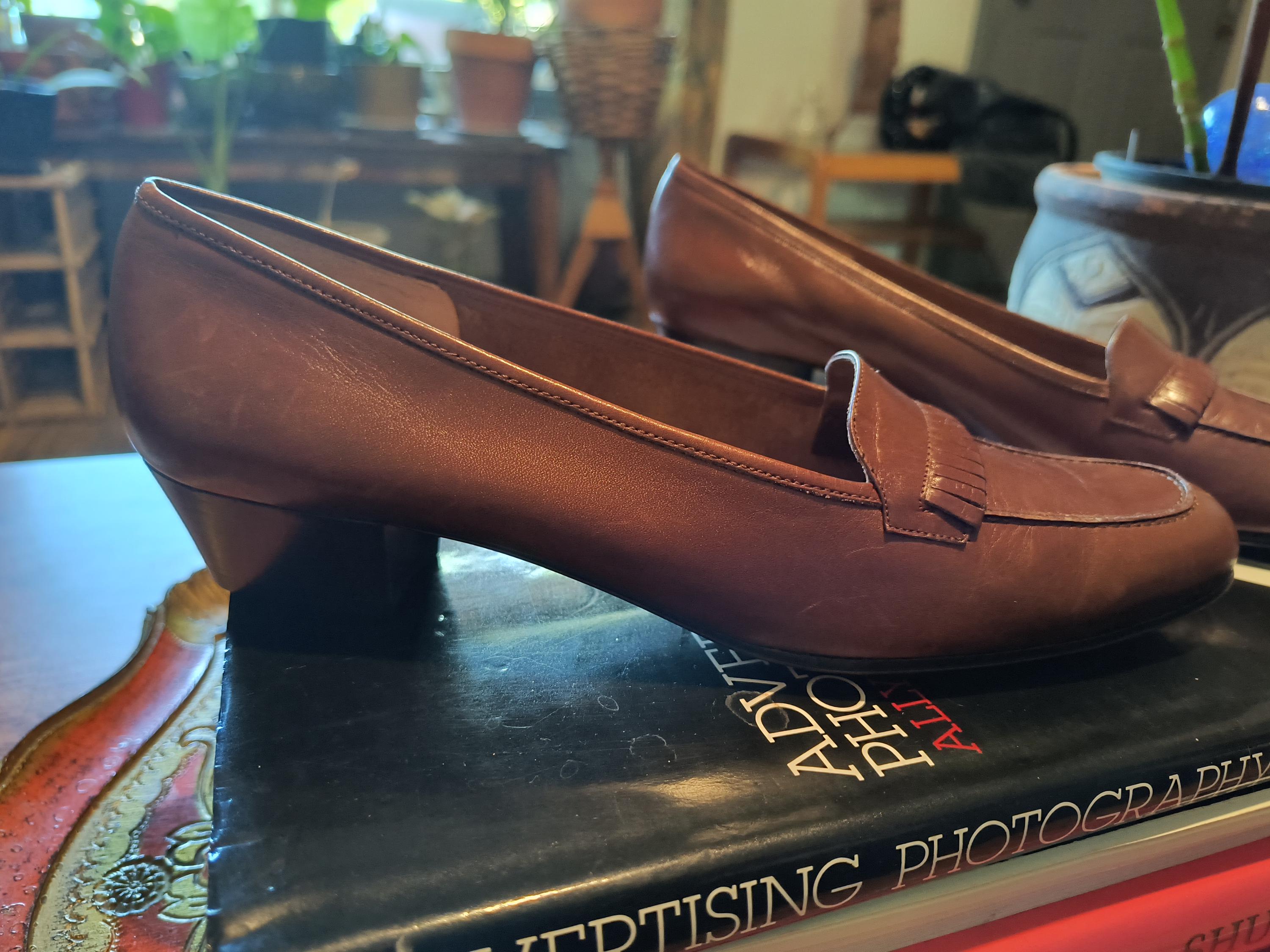 Vintage Salvatore Ferragamo Brown Leather Tassel Loafers 