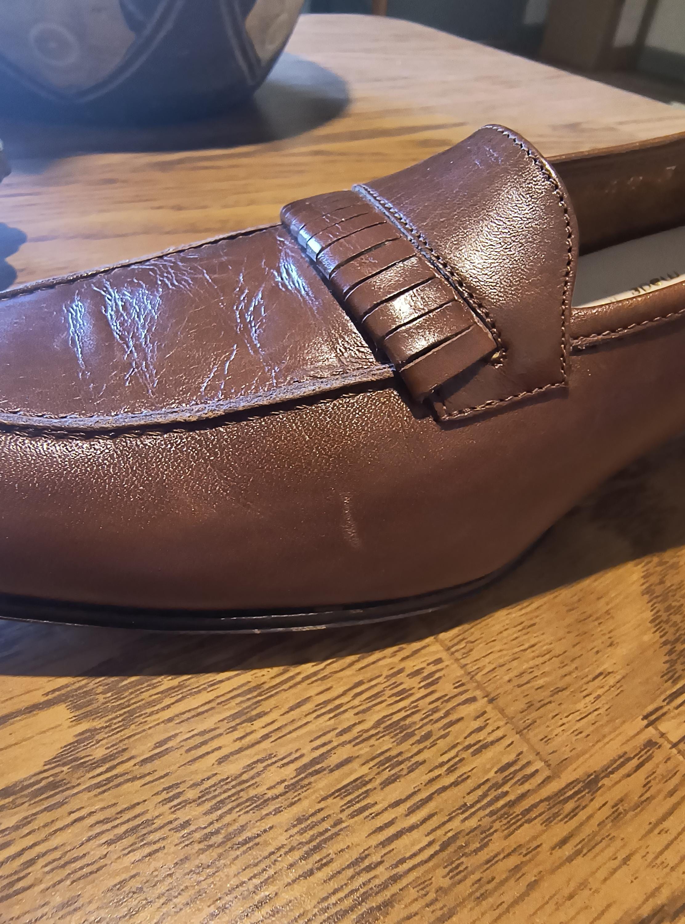 Ferragamo Brown Tassel Loafers - Classic Leather Slip-On Vintage Salvatore Ferragamo Brown Leather Tassel Loafers  main image 2