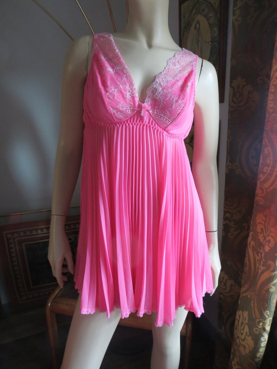 Vintage Cinema Etoile Seductivewear Pink Nightie … - image 2
