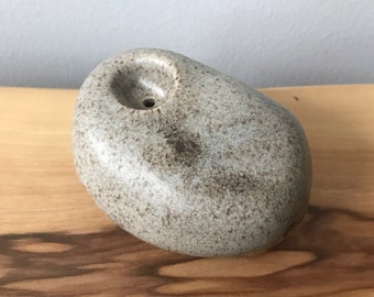 Pebble Pipe