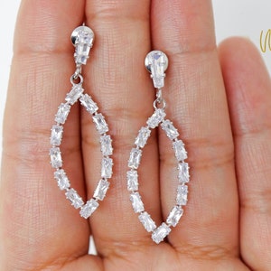 Cubic Zirconia Diamond Leaf Drop Earrings, Long Bridal Jewelry, Bridal Earrings, Crystal Bridal Earrings, Statement Earrings Cz
