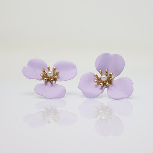 Three Petal Lavender Flower Pearl Earrings, Bridal Jewelry, Bridal Stud Earrings, Bridal Earrings, Statement Earrings, Bridesmaid Earring.