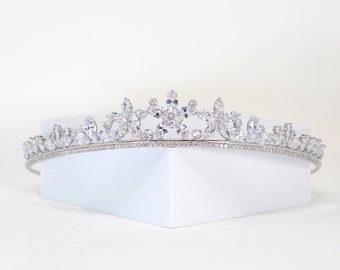 Swarovski wedding tiara, bridal crown tiara, Flower crystal wedding tiara, crystal bridal tiara, crystal wedding crown, tiara bride