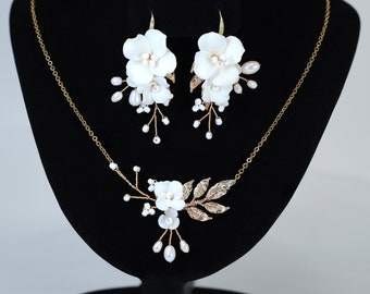 Natural Cultured Freshwater Pearl White Flower Necklace Set, Long Bridal Jewelry Pearl Bridal Earrings and Necklace Statement Earrings