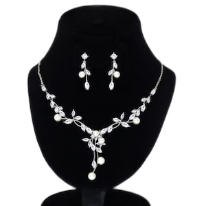 Swarovski Crystal Pearl Bloom Floral Vine Leaves Bridal Necklace Set, Long Bridal Earrings And Necklace, Statement Earrings Necklace Set.