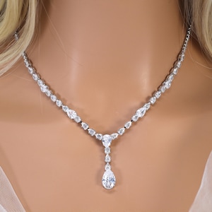 Swarovski Bridal Dainty Teardrop Necklace, Long Bridal Jewelry, Art Deco Bridal Necklace, Statement Necklace Necklace Set.