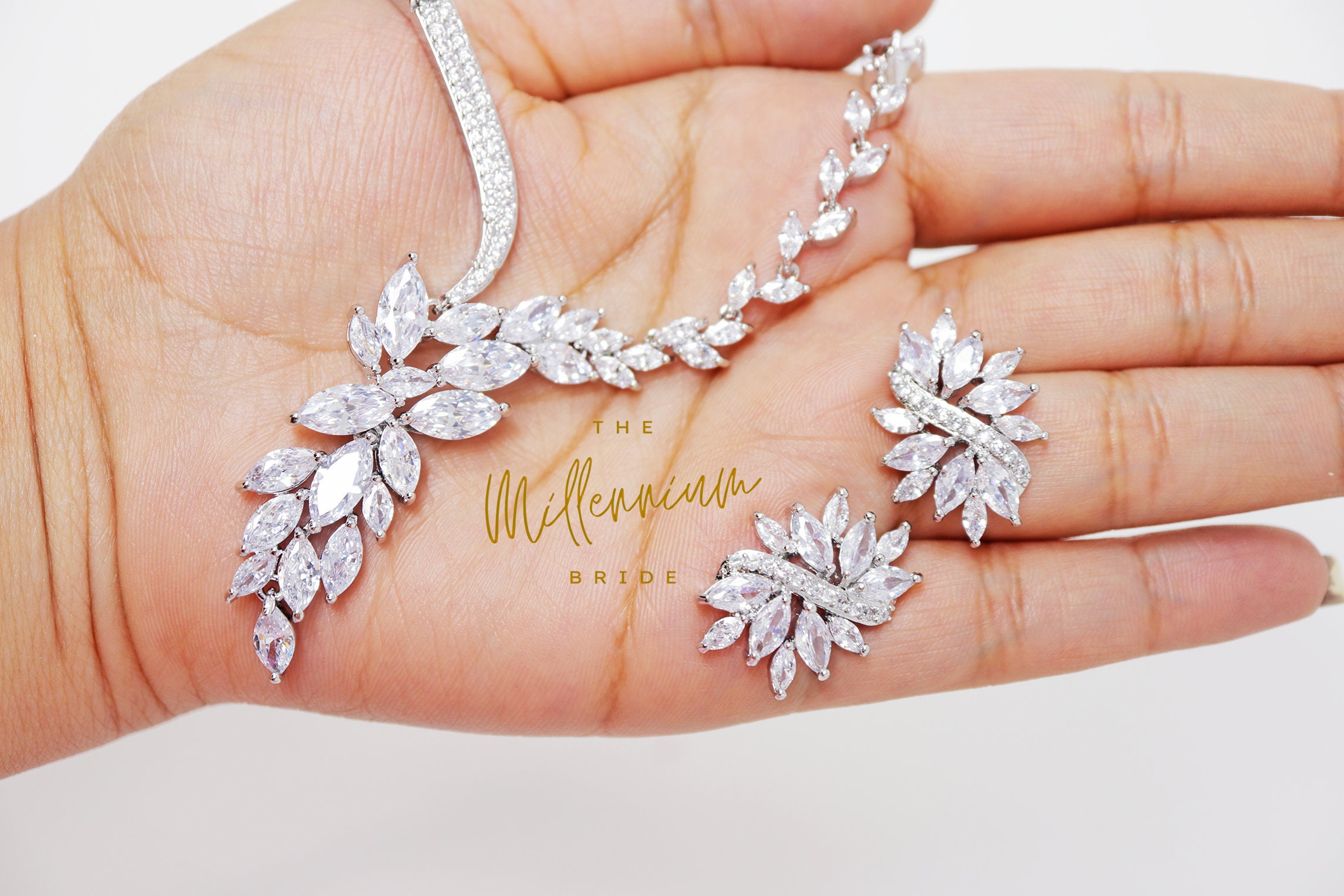千鶴子ページ✩.*˚ムーンストーン& SWAROVSKI リング il_fullxfull.4718708018_r35c.jpg
