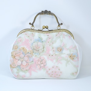 Bolso de boda de jardín floral azul rosa de encaje bordado blanco, bolso de declaración, embrague de noche, embrague nupcial, bolso cruzado blanco