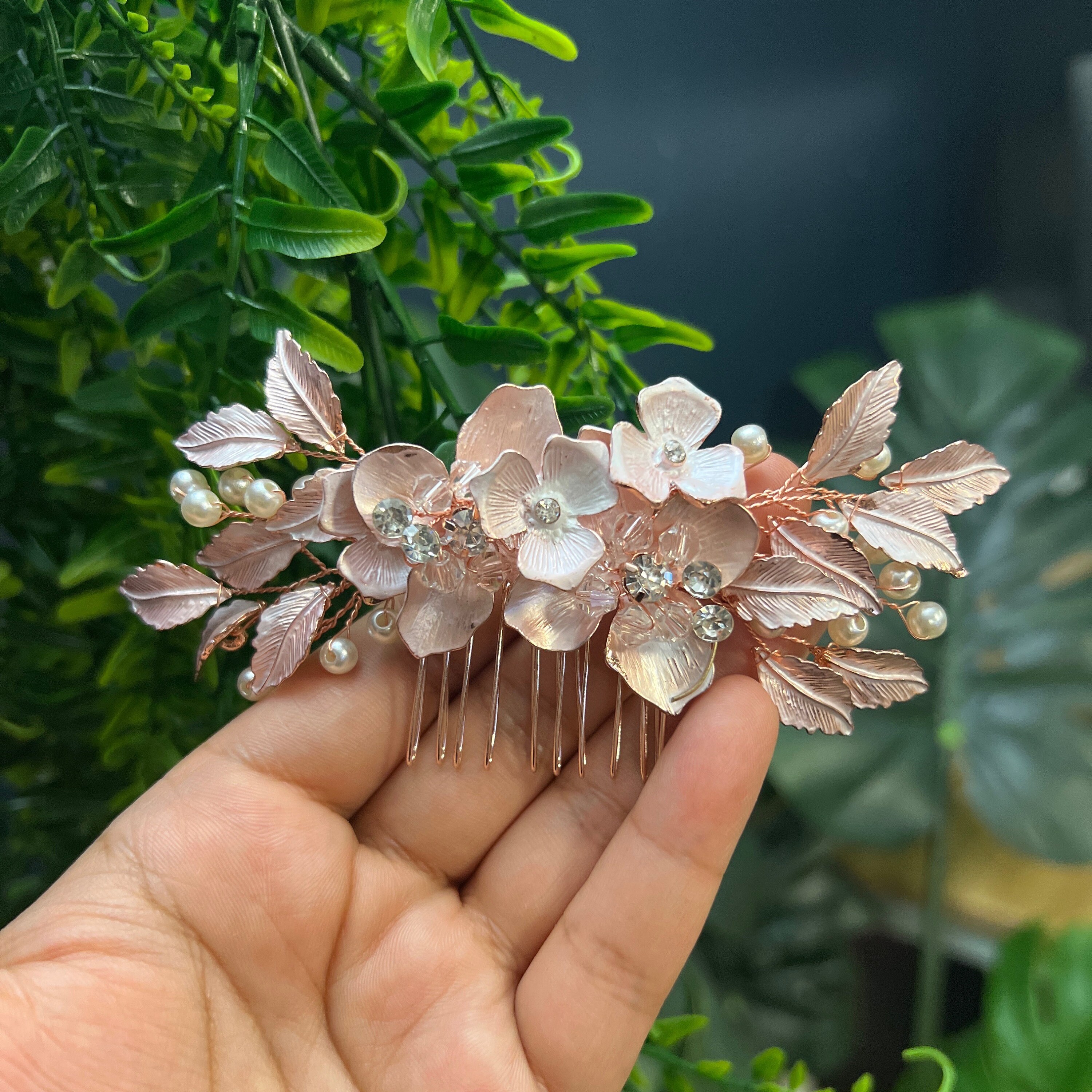 High quality swarovki crystal floral vibe leaves comb Swarovski Crystals Floral Vine Leaves Bridal Hair Comb  main image 2