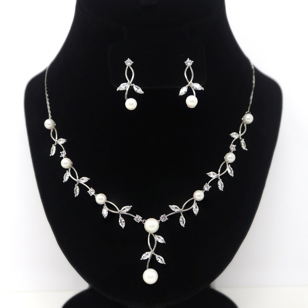 ネックレス・ペンダント [KINDABABY] black point swarovski pearl necklace Timeless Pearls (Limited Edition) - Swarovski® Pearl Classy