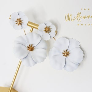 White Flower Dangle two in one Earrings, Bridal Jewelry, Bridal Stud Earrings, dangle Earrings, Statement Earrings, Bridesmaid Earring.