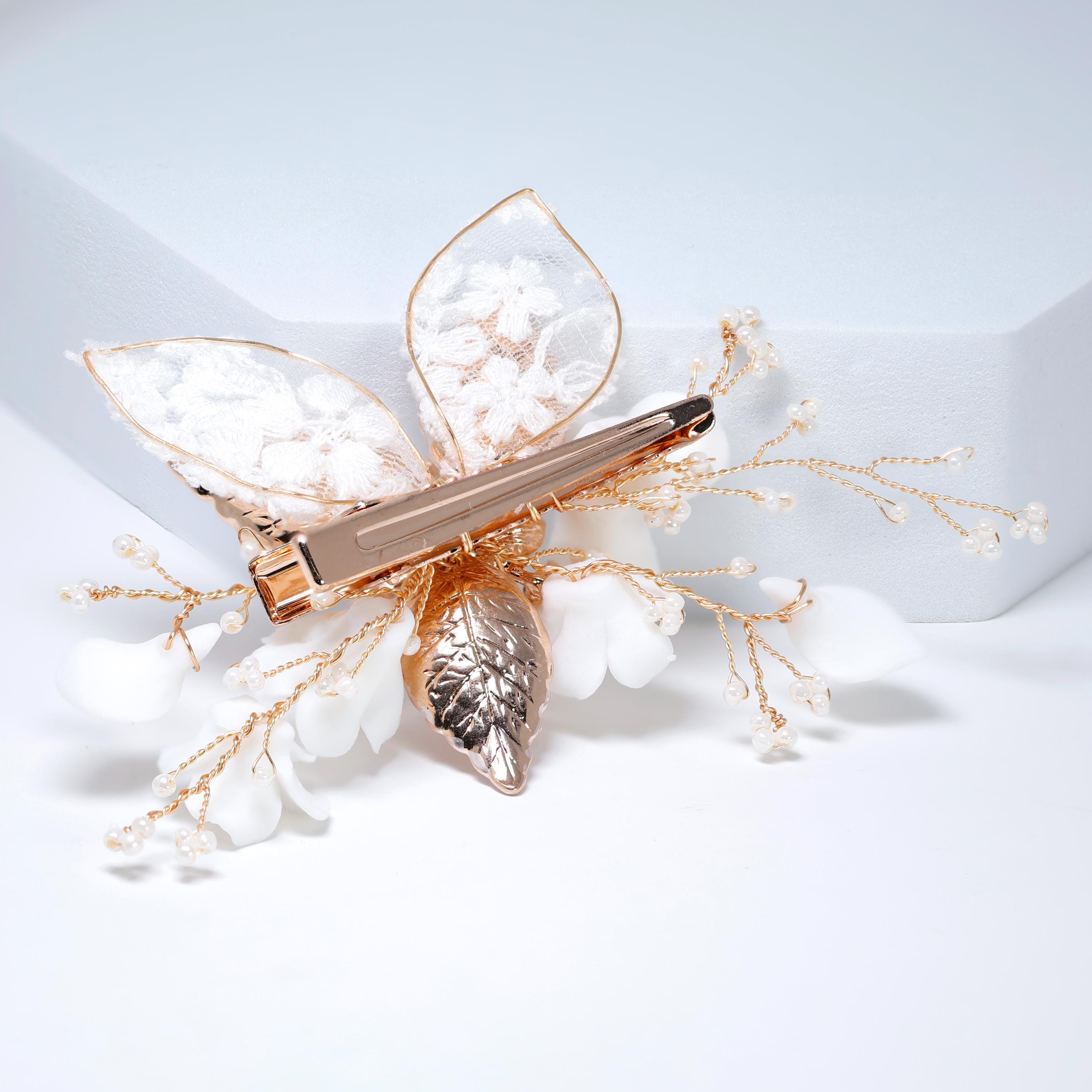 Swarovski Crystal Porcelain White Flower Victorian Lace  display picture 2