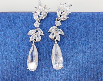 Cubic Zirconia Leaf Drop Crystal/Diamond Earrings, Long Bridal Jewelry, Bridal Earrings, Crystal Bridal Earrings, Statement Earrings Cz