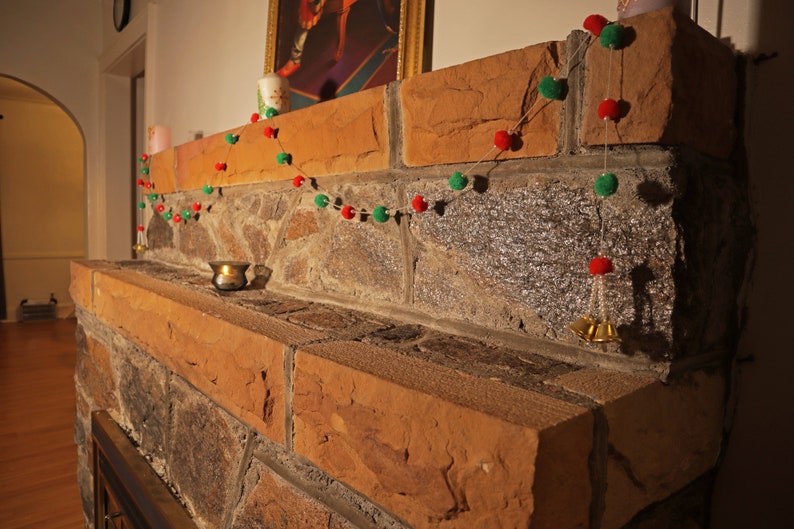 Girlande / Kamin Dekor Valentinstag Dekor rot und grün Pom | Etsy