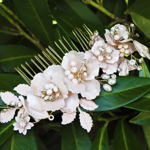 Swarovski Freshwater Pearls Large Baroque Pink Flower Bridal Hair Comb, Wedding Hair Accessories, Bridal Hair piece, Wedding Hair Accessory.