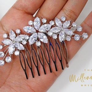 Cubic Zirconia, Diamond Singing Flowers Vine Leaves Bridal Hair Comb, Bridal Hair Accessories, Wedding Hair Accessory, Bridal Hair Comb.