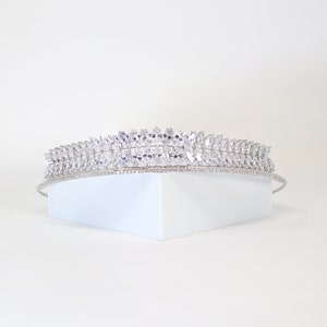 Tiara de boda Swarovski, tiara de corona nupcial, tiara de boda de cristal Wine Leaves, tiara nupcial de cristal, corona de boda de cristal, novia tiara