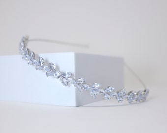 Swarovski Crystals Dainty Vine Leaves , Hair Vine Headband, Bridal Hair Vine, Rhinestone Headband, Delicate Headband, Hair accessories.