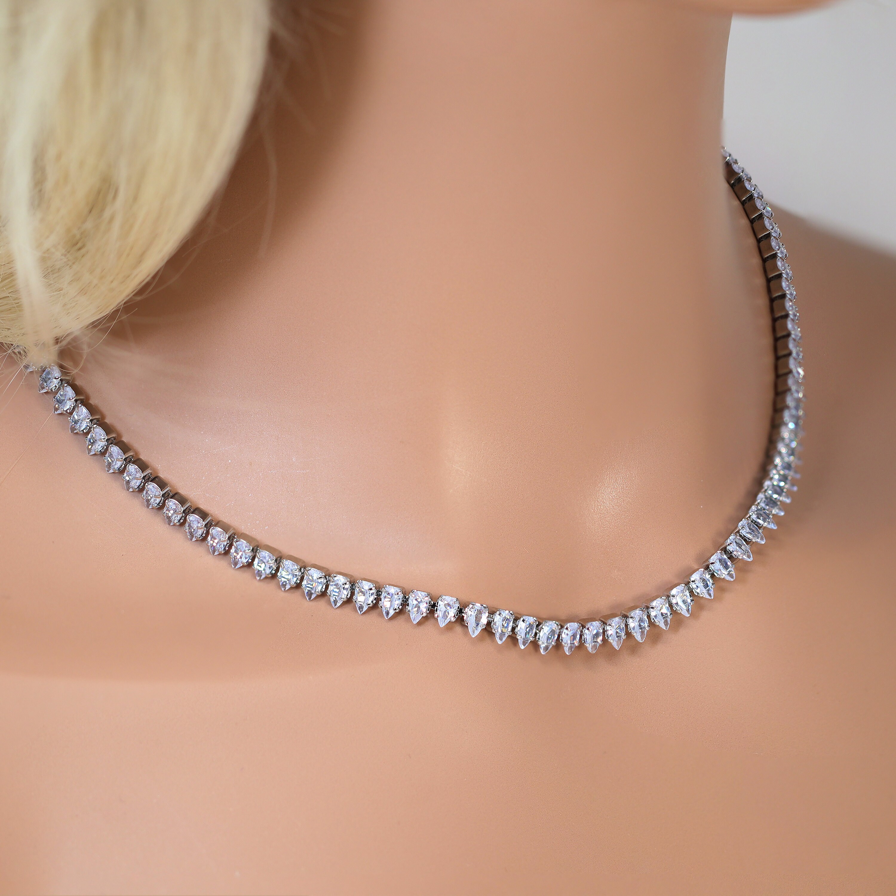 Collana con Diamanti - Guzzi Gioielli Collana con Diamanti - Guzzi Gioielli