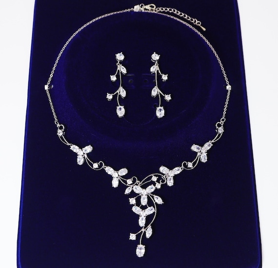 Swarovski Enchanted Vine Leaves Necklace, Long Bridal Jewelry, Bridal Earrings And Necklace, Statement Earrings Cz Necklace Set.