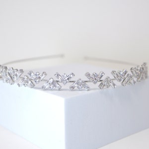 Sparkling Geometric Swarovski Crystal Headband Bridal Hair Vine, Rhinestone Headband, Delicate Headband, Hair accessories.