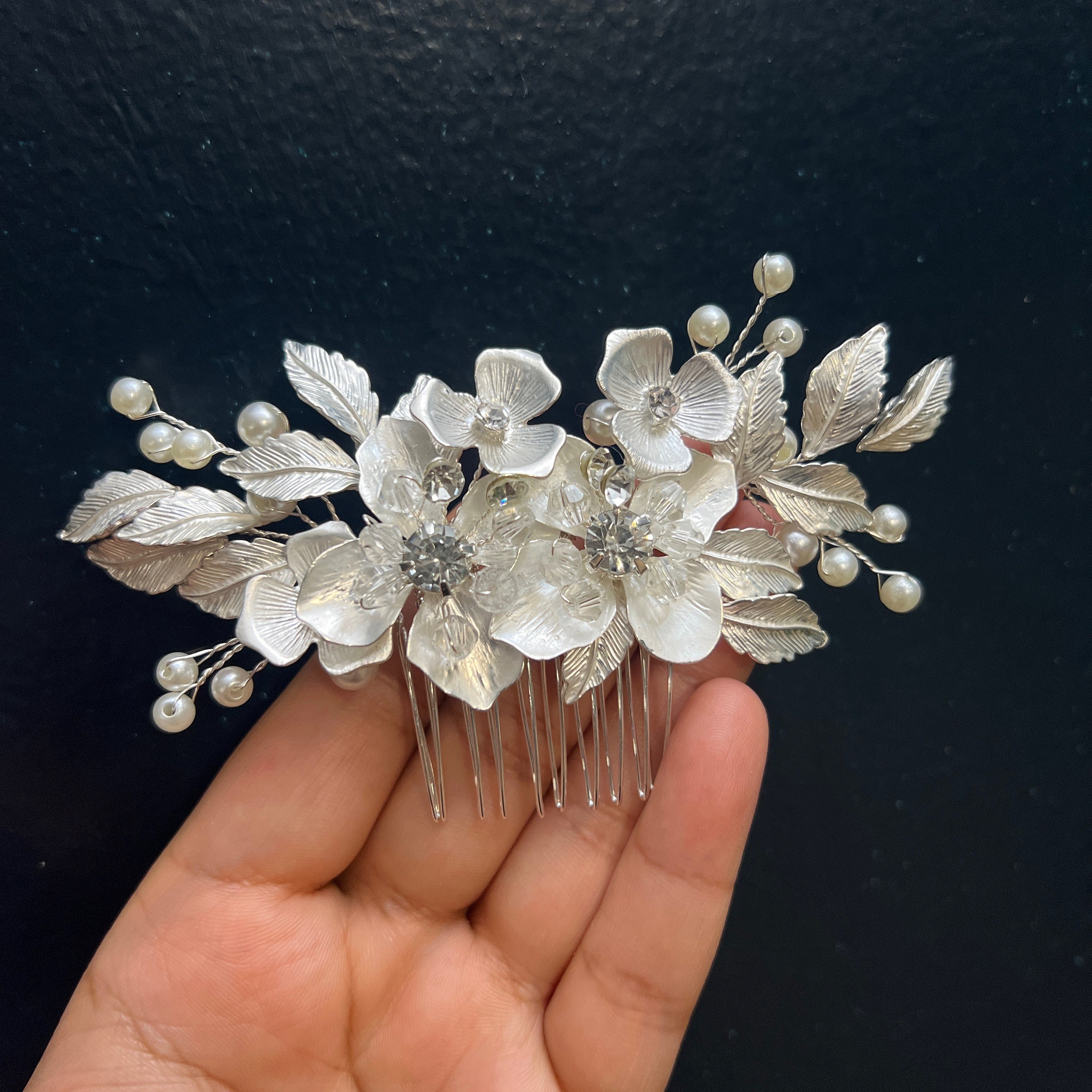 High quality swarovki crystal floral vibe leaves comb Swarovski Crystals Floral Vine Leaves Bridal Hair Comb  main image 4