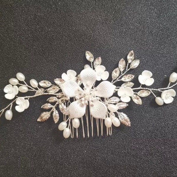 Cristaux Swarovski, Perles, Strass Pièce de cheveux de mariée florale, Accessoires de cheveux de mariée, Accessoire de cheveux de mariage, Peigne de cheveux de mariée.