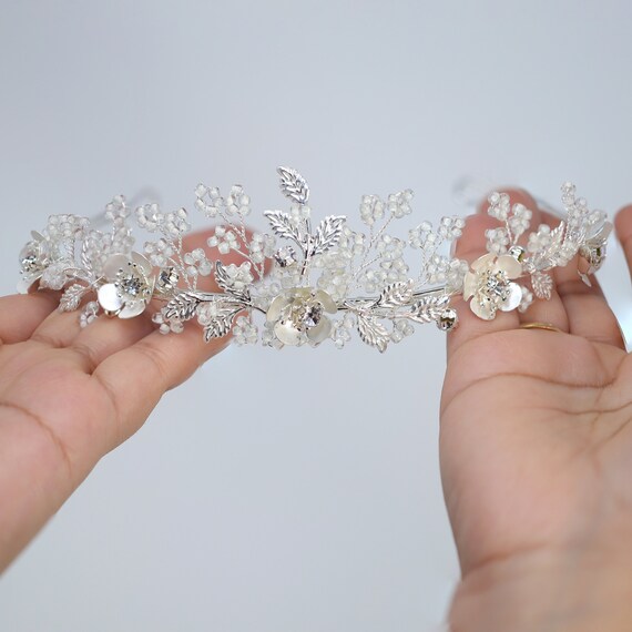 Swarovski Crystal Silver Floral Tiara , Long Bridal Jewelry  display picture 2