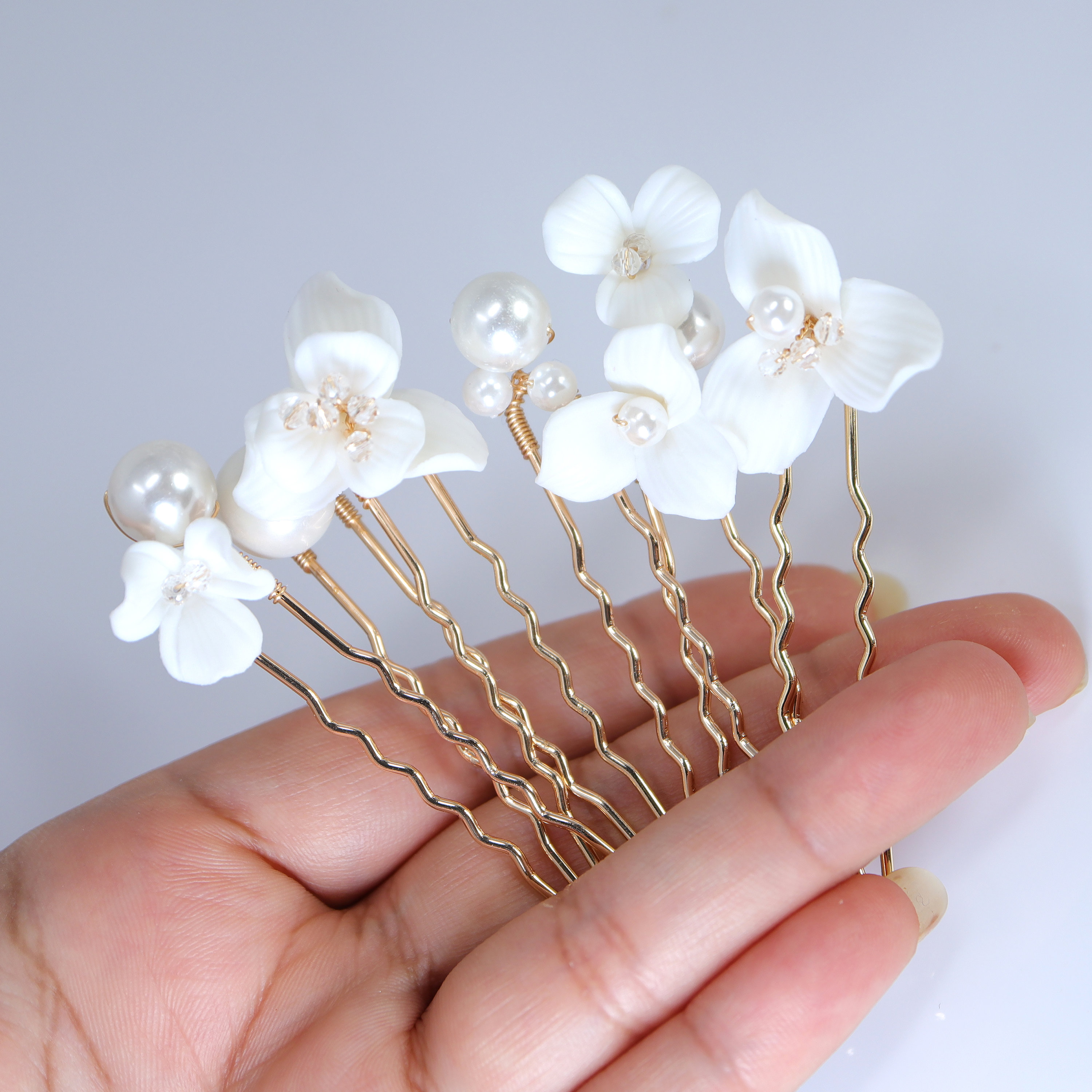 Porcelain White Floral Set of 6 Pearl Elegance Ensemble Hair 