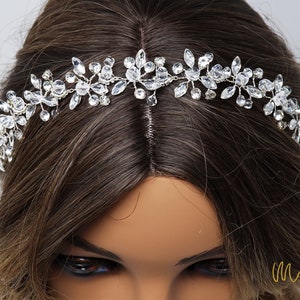 Dainty Rhinestones Crystal Vine Leaves Headband, Bridal Hair Vine, Delicate Headband, Hair accessories.