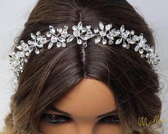 Dainty Rhinestones Crystal Vine Leaves Headband, Bridal Hair Vine, Delicate Headband, Hair accessories.