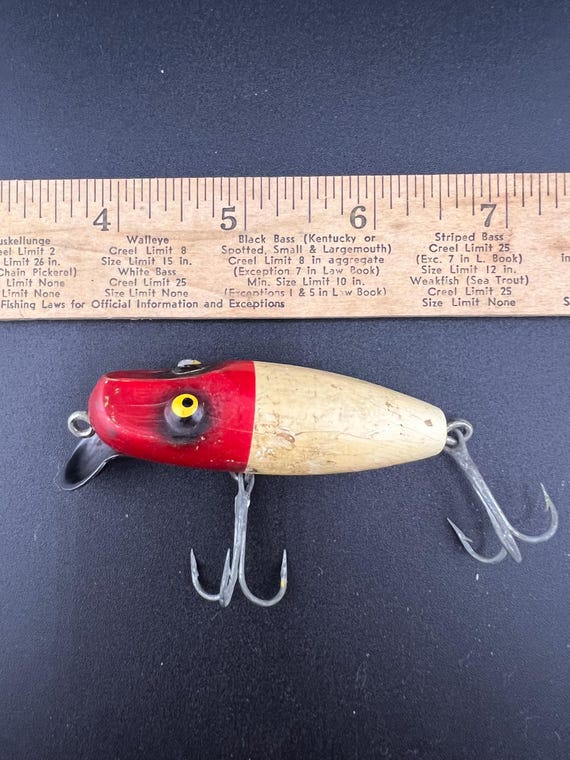 伝統ある伝統工芸：ヴィンテージのヘドン製ルアー（1930年代頃