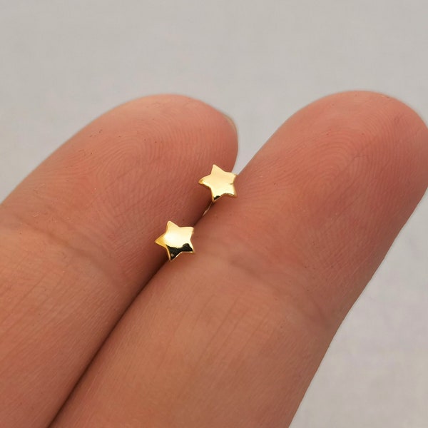 1 pair mini star Gold plated 925 Sterling Silver studs Very Tiny star silver  Earrings/Tiny star studs/ Super Tiny Earrings