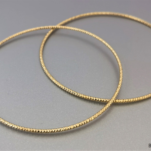 14k Gold Closed Bracelet findings/ Engrave Wire Textured round Bangle Minimalist Delicate Jewelry DIY Jewelry Supples