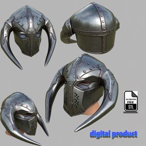 Peut inclure: Un casque à cornes gris métallique avec un design riveté, des ouvertures oculaires angulaires et des découpes géométriques sur la plaque frontale. Le casque est présenté sous plusieurs angles, incluant une vue arrière, avec une icône STL.